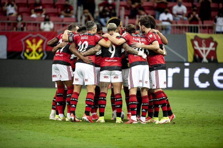 O Clima Quente do Flamengo em 2023: Entre Triunfos e Incertezas