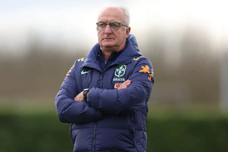 Técnico Dorival Junior